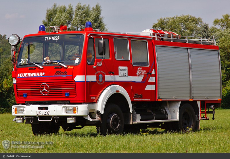 Tanklöschfahrzeug TLF 16/25 der Freiwilligen Feuerwehr Michelau i.OFr. 1977-2013